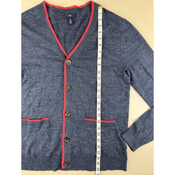 GAP Men’s Cotton Cardigan Sweater Size M Blue Red Trim Preppy Classic Academic - Picture 3 of 10